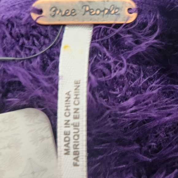 FREE PEOPLE Silky Soft sweater - Picture 9 of 14